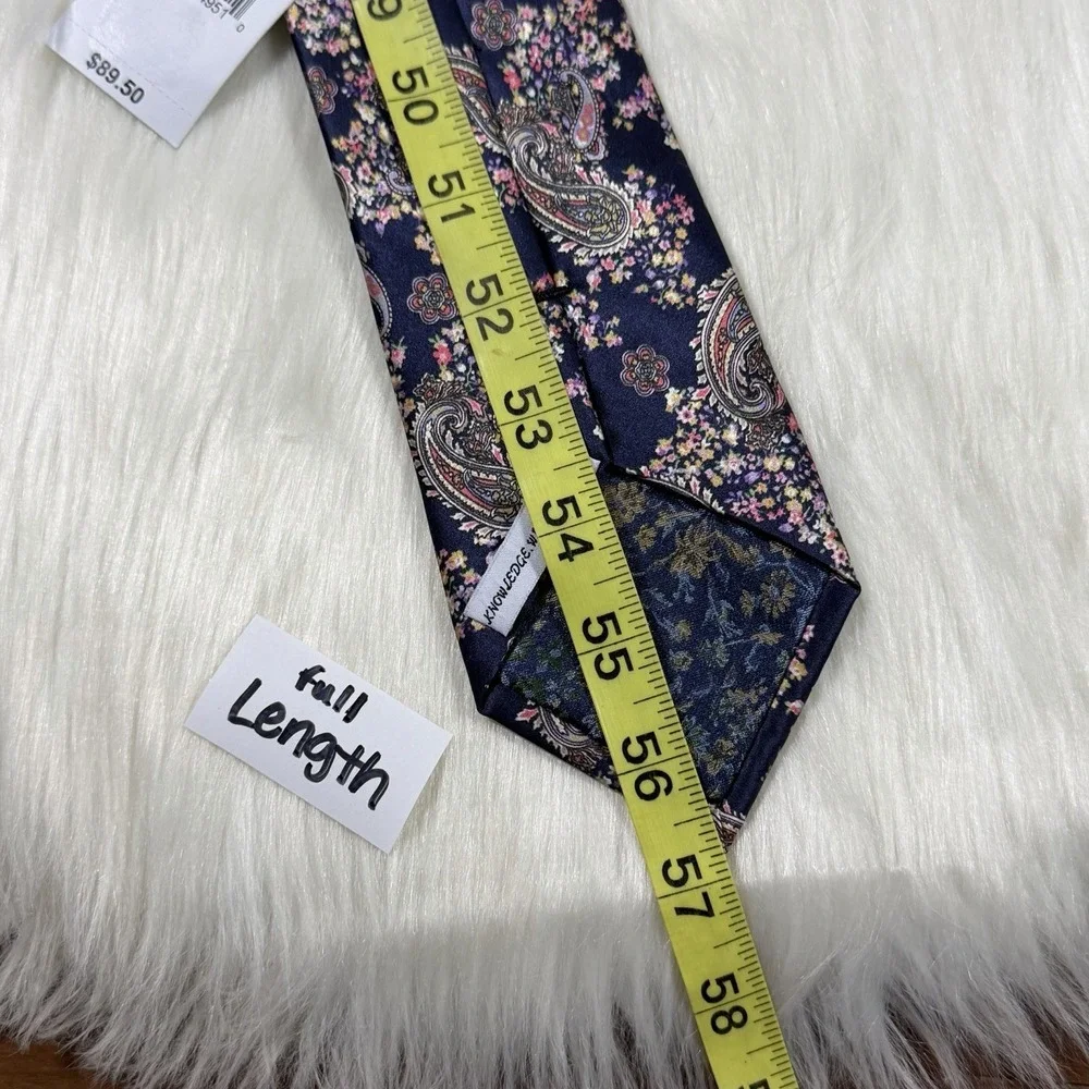 Robert Graham Men's Blue Multicolor Paisley & Floral  100% Silk Necktie Tie